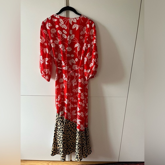 Floral and Leopard Print Wrap Silk Dress - Picture 4 of 8